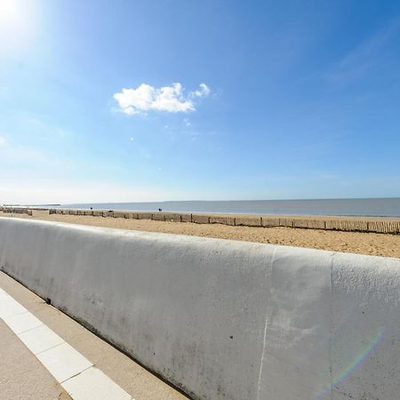 Appartement T2 A 50M De La Plage, Balcon, Wifi, Tout Confort, 4 Pers, Chatelaillon-Plage - Fr-1-535-9 Dış mekan fotoğraf